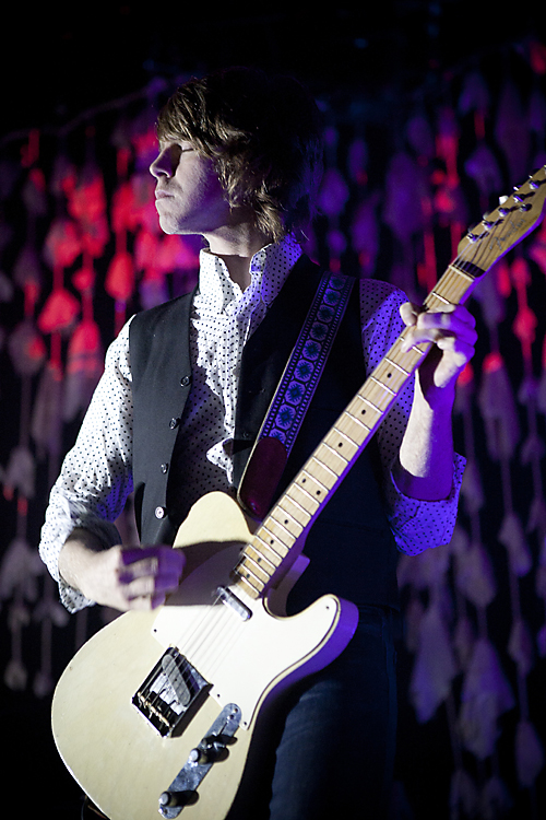 wilco plays everyman for everybody at the palladium